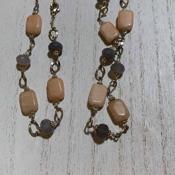 Stylish Necklace - Picture 3 of 5